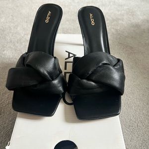 Aldo low heel leather slip on